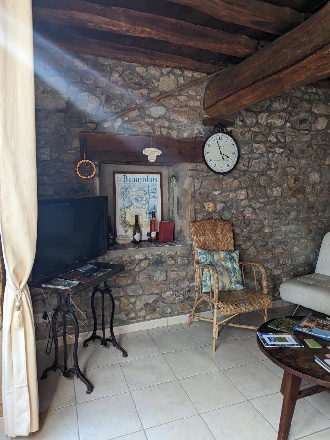 Bed and Breakfast Domaine Viticole Philippe Deschamps Beaujeu  Exterior foto